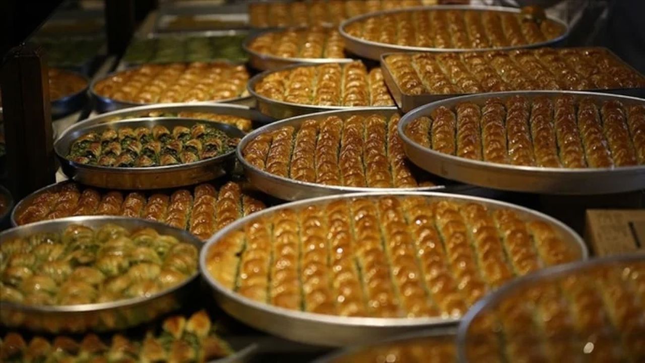 Baklava sektöründe büyük değişim! Faruk Güllü markası satışa çıkıyor